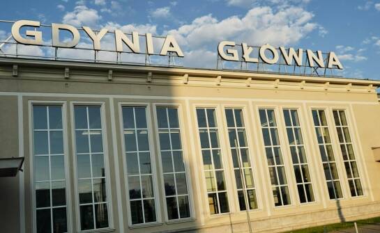 Zalety personalizacji elewacji za pomocą metalowych liter