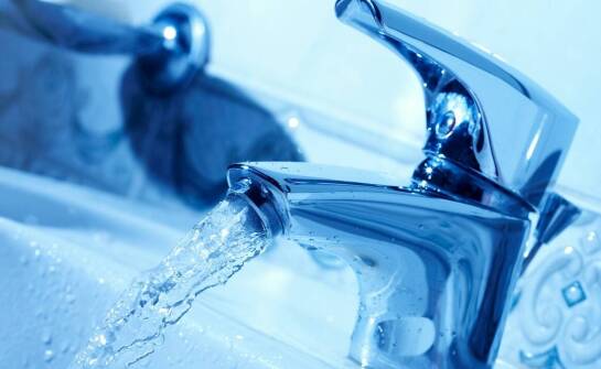 Jak bateria wpływa na oszczędność wody?