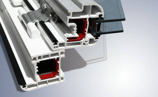 Systemy zabezpieczeń w oknach z profili Rehau – co warto wiedzieć?