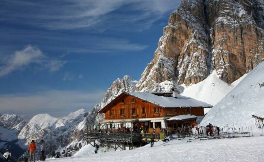 Relaks w domkach Motylek z dostępem do narciarskiego kompleksu