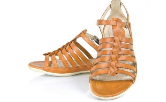 Jak paski w obuwiu wpływają na komfort noszenia?