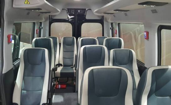 Zalety pokrowców do wnętrza DAF 106 dla długodystansowych kierowców