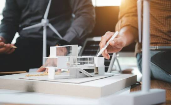 W jaki sposób najnowsze trendy w designie wpływają na architektoniczne projekty?