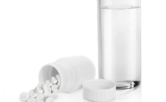 Dlaczego destylowana woda jest polecana do użytku z odkamieniaczami?