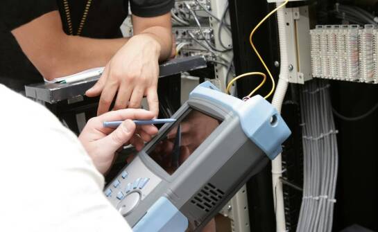 Wsparcie techniczne i naprawa sprzętu IT w placówkach medycznych: dlaczego są niezbędne?