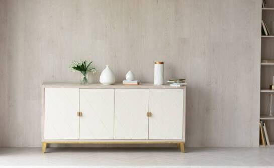 Szkło i ceramika w dekoracji wnętrz – jakie połączenia proponuje Pepesza?