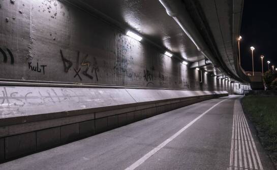 Rola oznakowania podziemnych przejść w ochronie miejskiego środowiska