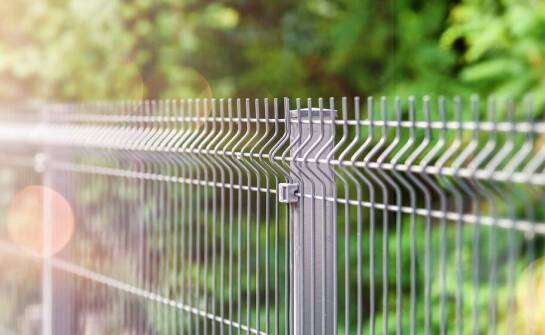 Nowoczesne technologie w produkcji ogrodzeniowych paneli