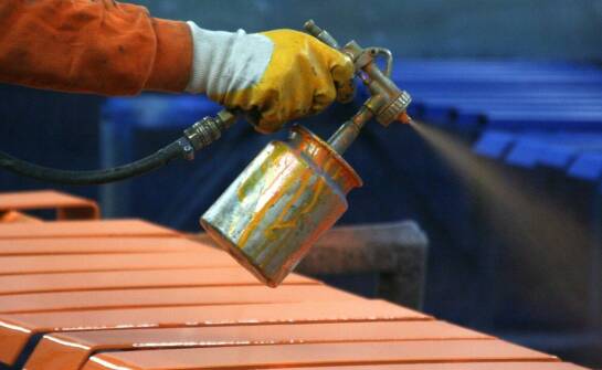 Efektywność natryskowego malowania w ochronie przemysłowych wentylatorów