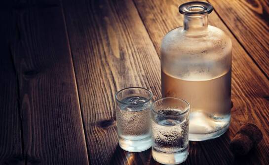 Czy oligoceńska woda jest odpowiednia dla osób z alergiami pokarmowymi?