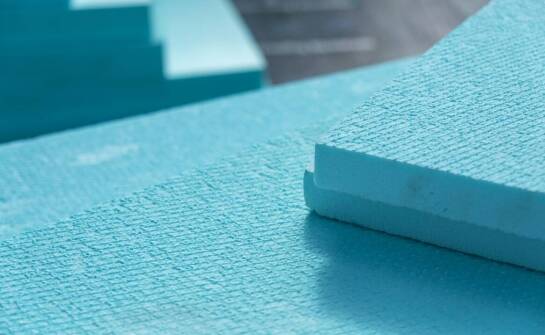 Pianki z tworzyw sztucznych a energetyczna efektywność budynków