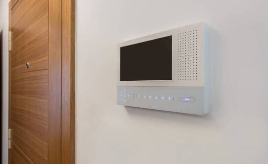 Cyfrowe domofony a integracja z systemami smart home