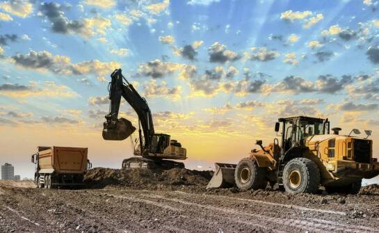 Rola budowlanego sprzętu w procesie korytowania dróg