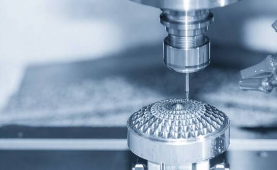 Frezowanie obwiedniowe w kontekście produkcji precyzyjnych elementów do maszyn
