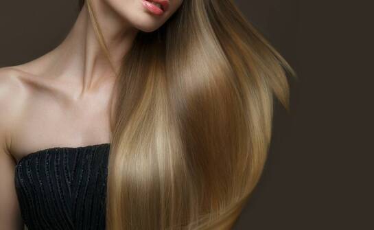 Wybór odpowiedniej długości i koloru włosów do przedłużania.