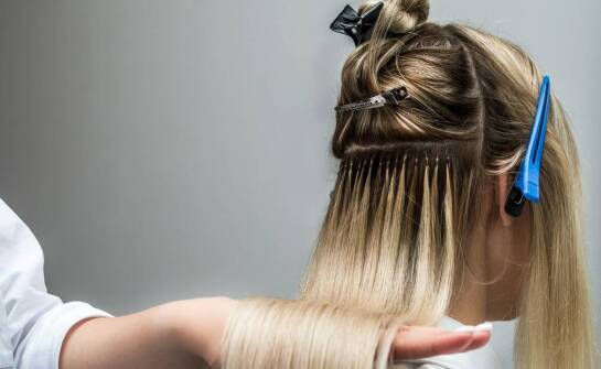 Wpływ jakości produktów na końcowy efekt przedłużania włosów