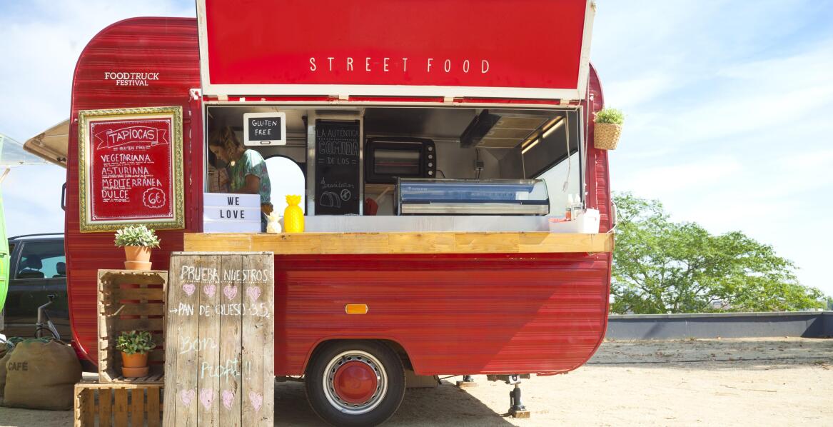 Jakie są najnowsze trendy w projektowaniu zabudowy do food trucków?