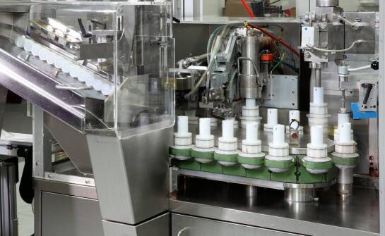 Nowoczesne próżniowe napełniarki: integracja z liniami produkcyjnymi