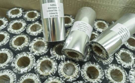 Porównanie trwałości różnych materiałów używanych w produkcji tub do pakowania.