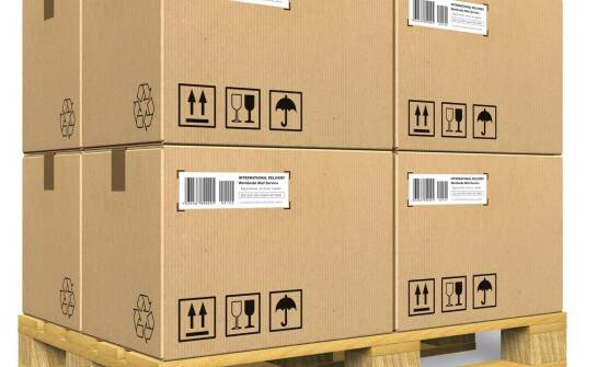 Wpływ wypełniaczy do paczek na bezpieczeństwo w transporcie międzynarodowym