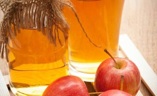 Słodki akcent w kuchni – syrop z pigwy w codziennym gotowaniu.