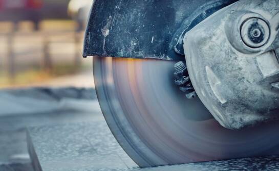 Zastosowanie diamentowych tarcz w cięciu asfaltu