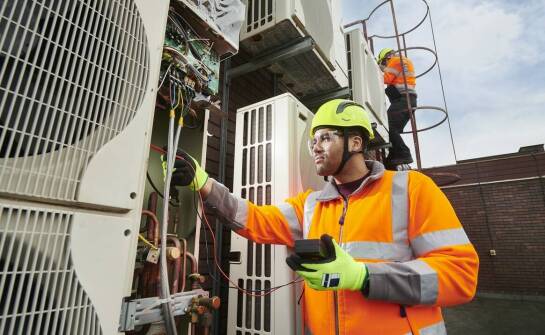 Jakie są korzyści z montażu klimatyzacji w przemysłowych obiektach?