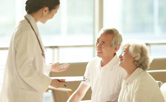 Zalety długoterminowej opieki w domach spokojnej starości