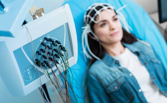 Bezpieczeństwo i komfort podczas EEG badań