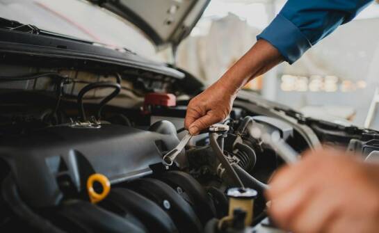 Instrukcja krok po kroku: jak zamontować blokadę rozrządu w Oplu 1.8 16V?