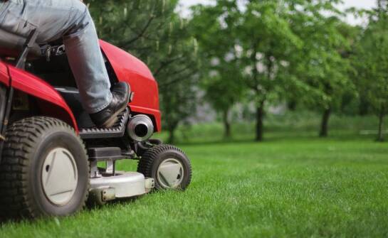 Jak Viking MB 3 RT może zwiększyć efektywność pracy w dużych ogrodach?