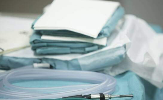 Podfoliowane serwety – kluczowy element wyposażenia medycznego