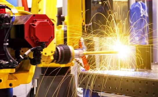 Rola drutu spawalniczego 1.0 w automatyzacji procesów przemysłowych