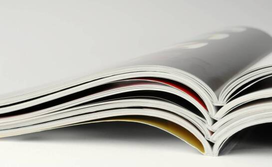 Jakie są zalety wyboru foto książki jako dodatku do zestawów płytowych?