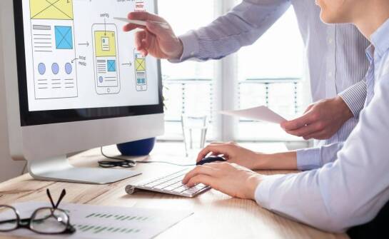 Projektowanie internetowych sklepów w Katowicach z myślą o przyszłych aktualizacjach