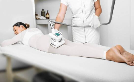 Relaks i kriolipoliza: idealne połączenie podczas pobytu w Karpaczu