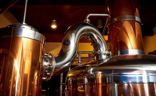 Innowacyjne technologie w produkcji elektrycznych destylatorów: co nowego na rynku?