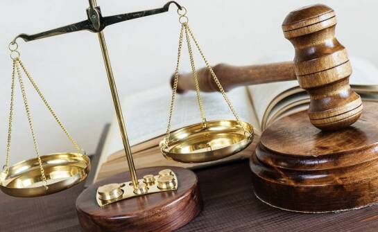 Złoto próby 555: jak zmieniające się przepisy prawne mogą wpłynąć na rynek?