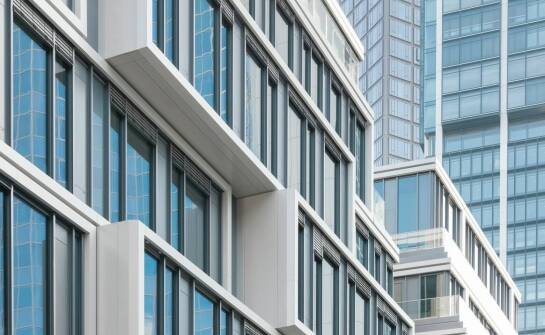 Elastyczność ekstensywnych systemów a ich zastosowanie w różnych typach budynków