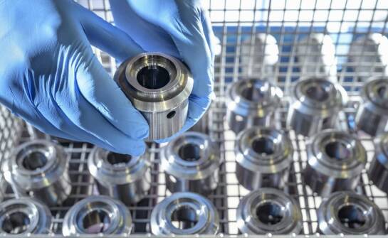 Nowoczesne techniki chemicznego niklowania: co oferuje rynek?