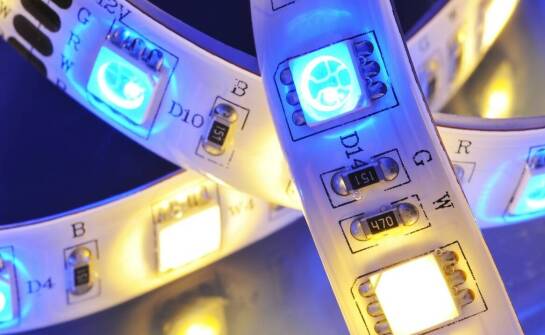 Efektywność podświetlenia LED w produktach Hermes Printing Solutions