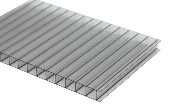 Cena i jakość komorowego poliwęglanu: co warto wiedzieć przed zakupem?