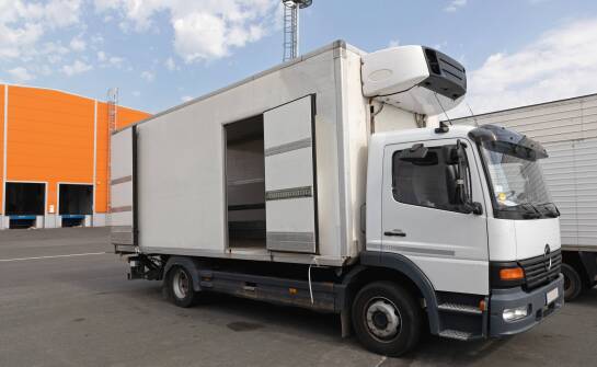 Rola innowacyjnych technologii w zwiększaniu wydajności systemów chłodzenia w transporcie