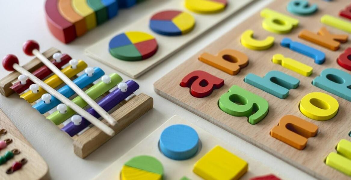 Edukacyjne zabawki dla dzieci z trudnościami w nauce