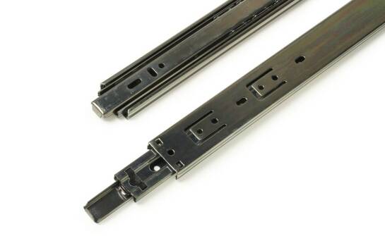 Jak wybrać idealne szufladowe prowadnice dla magazynowych systemów?