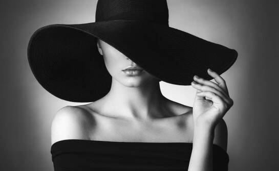 Modna damska czapka a minimalizm – jak wybrać idealny model?