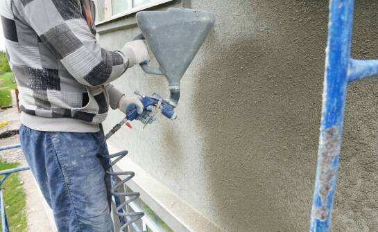 Innowacyjne narzędzia do aplikacji maszynowych tynków: jakie są korzyści?