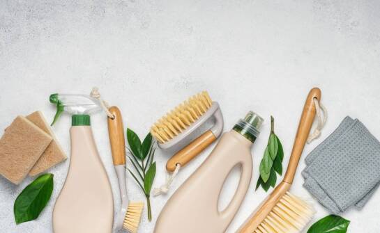 Czym różnią się środki do mycia tarasów z drewna różnych rodzajów?