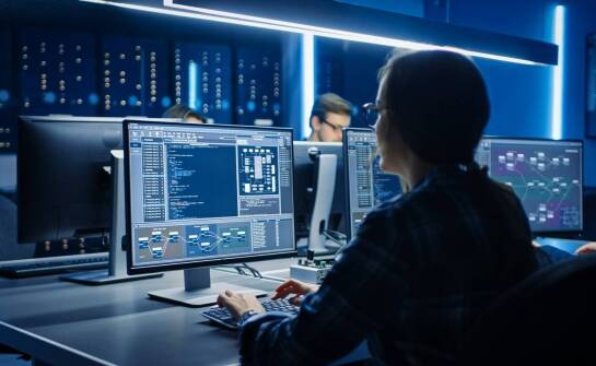 Nowoczesne technologie w zarządzaniu siecią: zwiększenie efektywności i bezpieczeństwa.