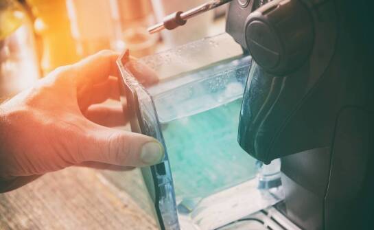 Instrukcja krok po kroku dla początkujących do odkamieniacza do ekspresu Bosch